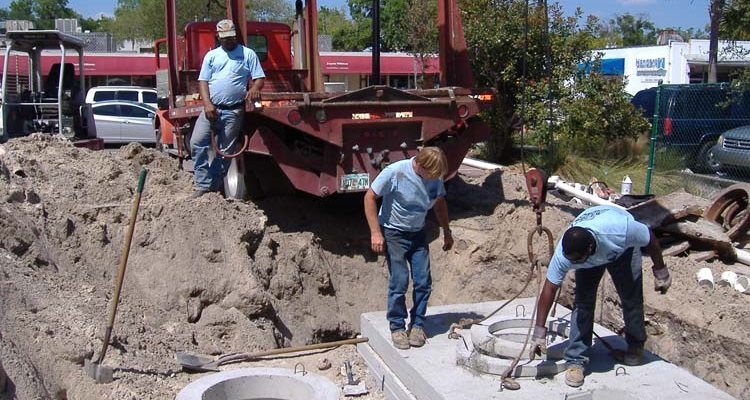 We're the Pros when it comes to Residential and Commercial Septic Service, Lakeland, FL